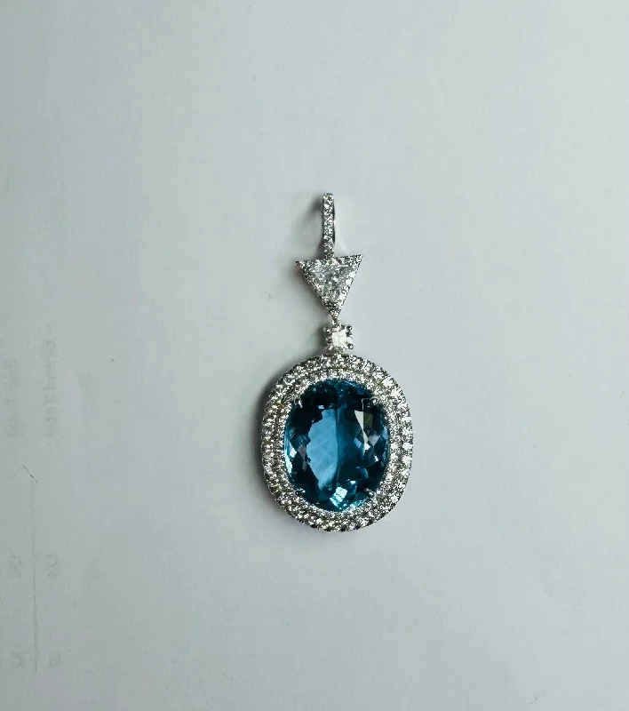 Discounted Luxury Jewelry – Shine Without The Splurge Seasonal Picks 18kt white gold aquamarine pendant Discounted Luxury Jewelry – Shine Without The Splurge Seasonal Picks 18kt white gold aquamarine pendant