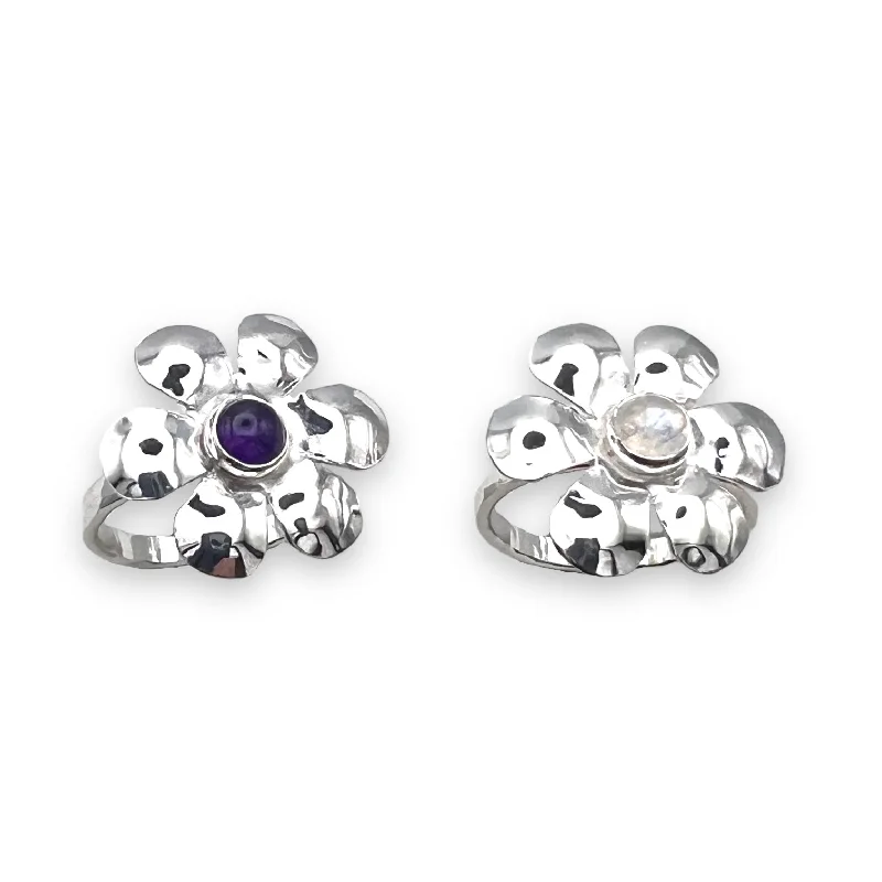 Modern Statement Jewelry For Bold Styling Seasonal Clearance 1043L - Flower Power Ring Modern Statement Jewelry For Bold Styling Seasonal Clearance 1043L - Flower Power Ring