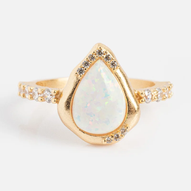 Don't Miss These Dazzling Jewelry Discounts Gift Ideas Luster Solitaire Ring