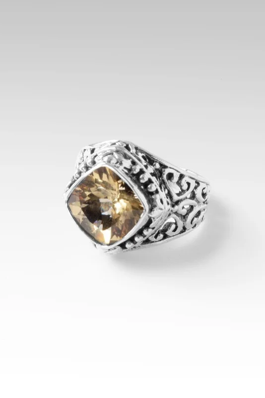 Limited-Time Offer On Premium Jewelry Collections Regal Beauty Ring™ in Yellow Labradorite Limited-Time Offer On Premium Jewelry Collections Regal Beauty Ring™ in Yellow Labradorite