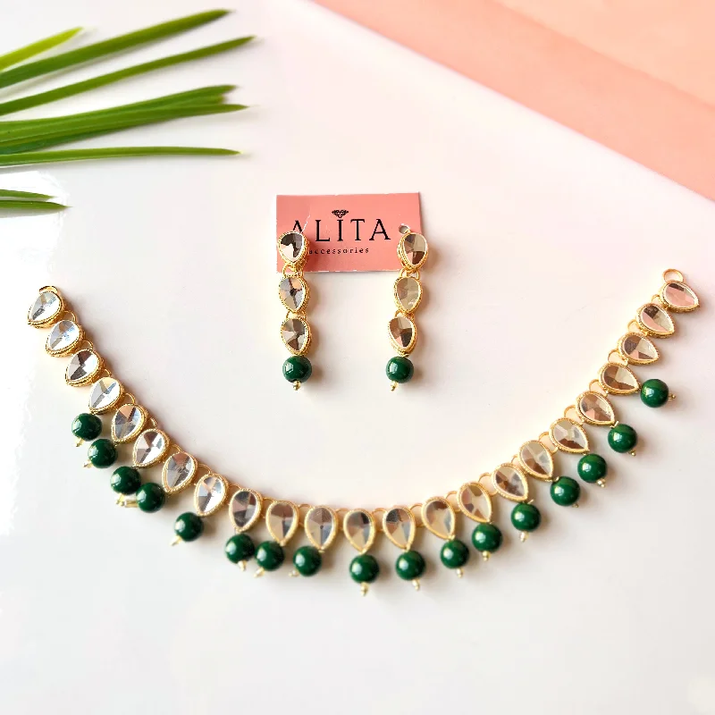 Flash Sale On Exquisite Jewelry – Don't Miss Out Limited-Time Offer Single Layer Kundan Set (Green) Flash Sale On Exquisite Jewelry – Don't Miss Out Limited-Time Offer Single Layer Kundan Set (Green)