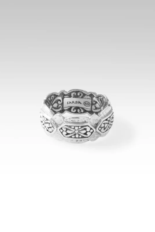 Exclusive Jewelry Bundles At Discounted Prices Luxury Fashion Sterling Silver Hammered & Janyl Adair Promise Keeper Ring Exclusive Jewelry Bundles At Discounted Prices Luxury Fashion Sterling Silver Hammered & Janyl Adair Promise Keeper Ring