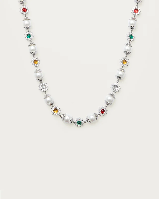 The Biggest Jewelry Sale Of The Year Is Here Fashion-Forward Daisy Pearl Necklace in Silver