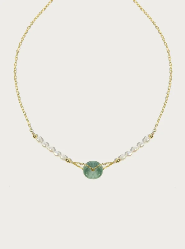 Dainty Floral Jewelry For Feminine Elegance Playful Fashion Offers Greta Jade Necklace Dainty Floral Jewelry For Feminine Elegance Playful Fashion Offers Greta Jade Necklace