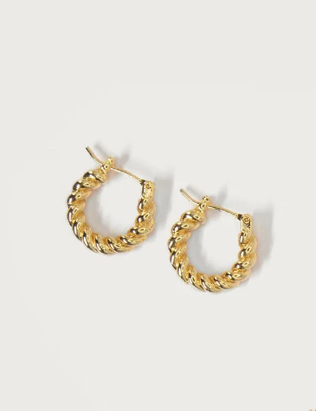 Customized Silver Jewelry For Unique Style Fashion Sale Mucho Twirl Huggie Earrings