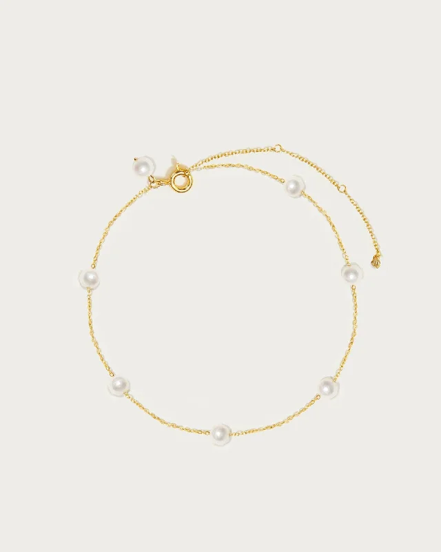 Luxury Handcrafted Jewelry For Elegant Looks Classic Chic Deals Yumi Pearl Bracelet