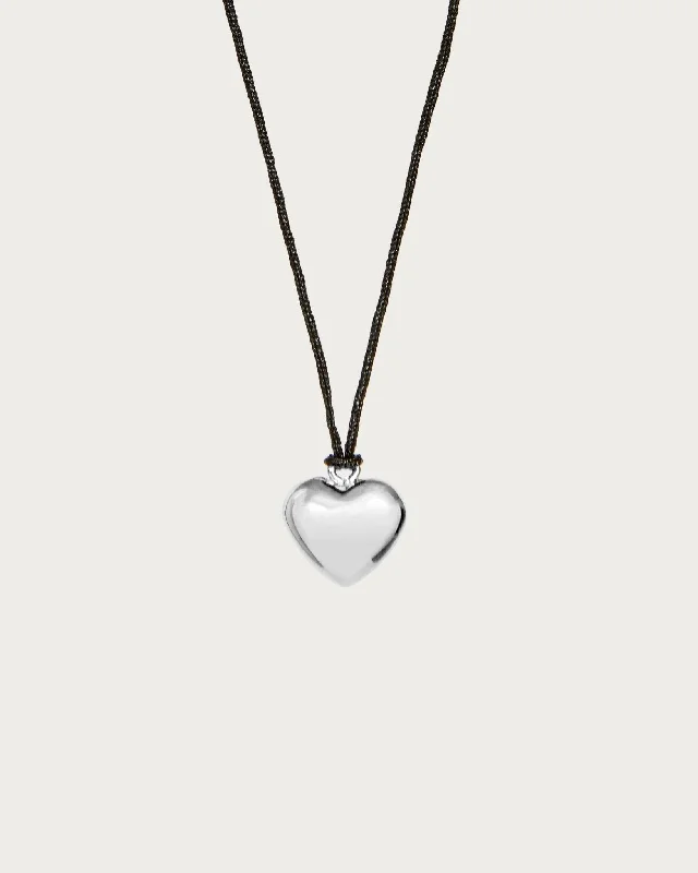 Unmissable Discounts On Timeless Jewelry Pieces Street Chic Discounts Heart Cord Necklace in Silver Unmissable Discounts On Timeless Jewelry Pieces Street Chic Discounts Heart Cord Necklace in Silver