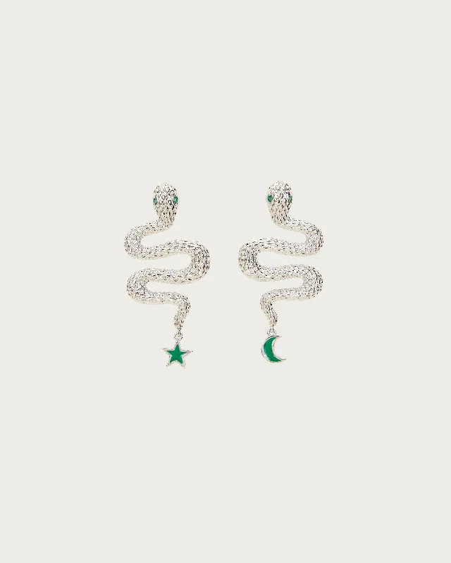 Trendy Minimalist Jewelry For Everyday Wear Minimalist Fashion Sale Snake Earrings in Silver