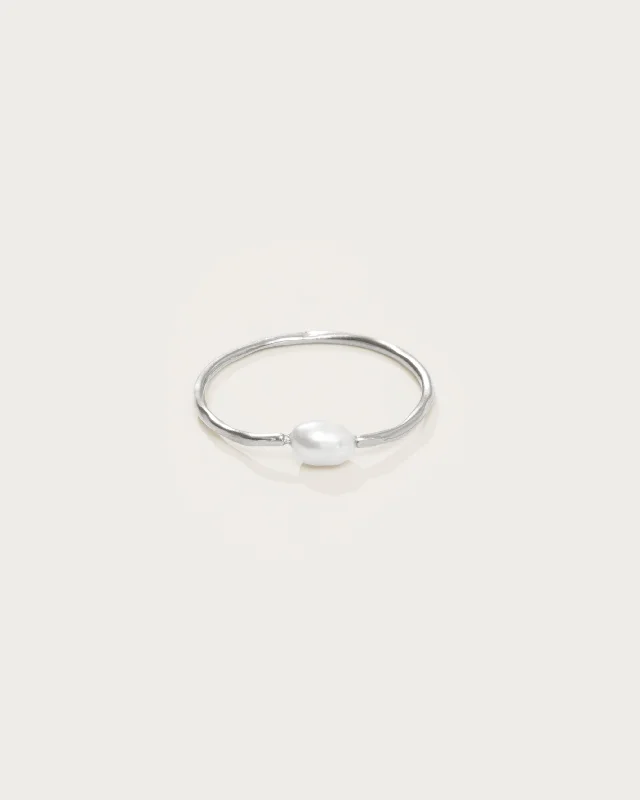 Limited-Stock Jewelry Sale – Shop Before It's Gone Affordable Luxury Fashion Thalassa Pearl Ring in Silver Limited-Stock Jewelry Sale – Shop Before It's Gone Affordable Luxury Fashion Thalassa Pearl Ring in Silver
