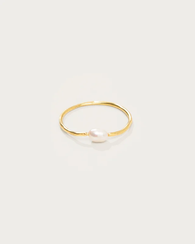 Shop Elegant Jewelry At Unbeatable Prices Flirty Fashion Discounts Thalassa Pearl Ring Shop Elegant Jewelry At Unbeatable Prices Flirty Fashion Discounts Thalassa Pearl Ring