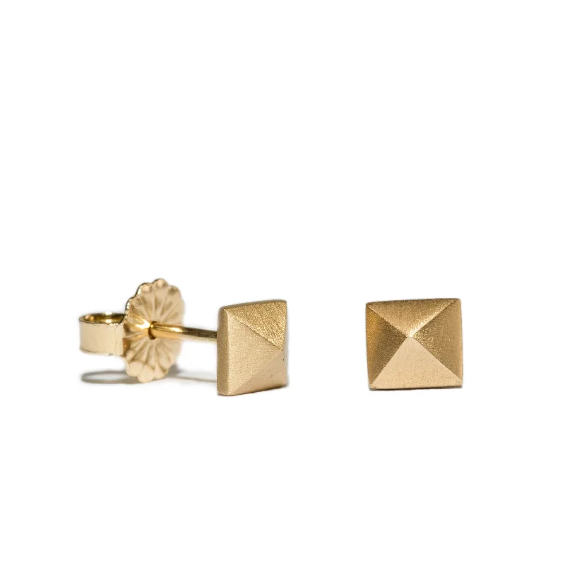 Shop Signature Jewelry Styles At Exclusive Prices Fashion-Forward Offers <!--ER502-->studded stud earrings Shop Signature Jewelry Styles At Exclusive Prices Fashion-Forward Offers <!--ER502-->studded stud earrings