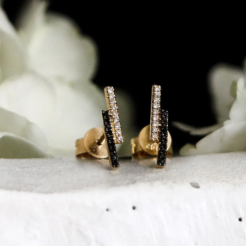 Last Chance To Grab Your Favorite Jewelry At A Discount Fashion Forward, Function First TALLULAH DOUBLE BAR STUD EARRINGS Last Chance To Grab Your Favorite Jewelry At A Discount Fashion Forward, Function First TALLULAH DOUBLE BAR STUD EARRINGS