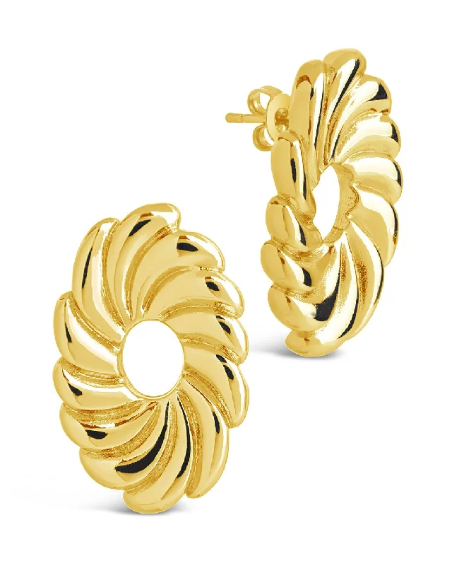 Shop Fine Jewelry With Exclusive Savings Must-Have Style Discounts Moulinet Textured Circle Stud Earrings Shop Fine Jewelry With Exclusive Savings Must-Have Style Discounts Moulinet Textured Circle Stud Earrings