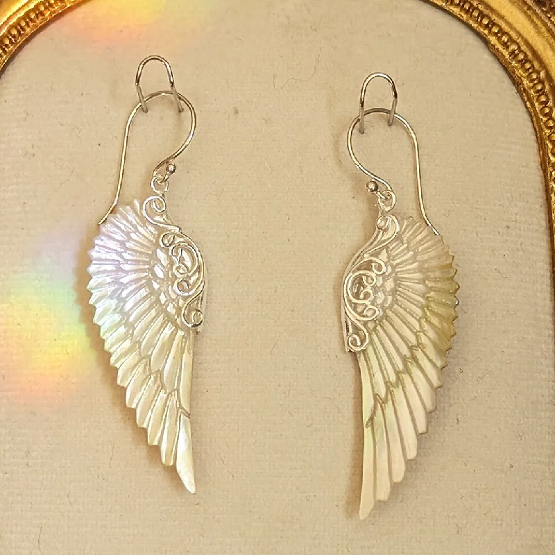 Exclusive Jewelry Sale – Sparkle For Less Budget-Friendly Fashion <span>ETS-018<span>: </span></span>Ethereal Wings - Shell in Silver Exclusive Jewelry Sale – Sparkle For Less Budget-Friendly Fashion <span>ETS-018<span>: </span></span>Ethereal Wings - Shell in Silver