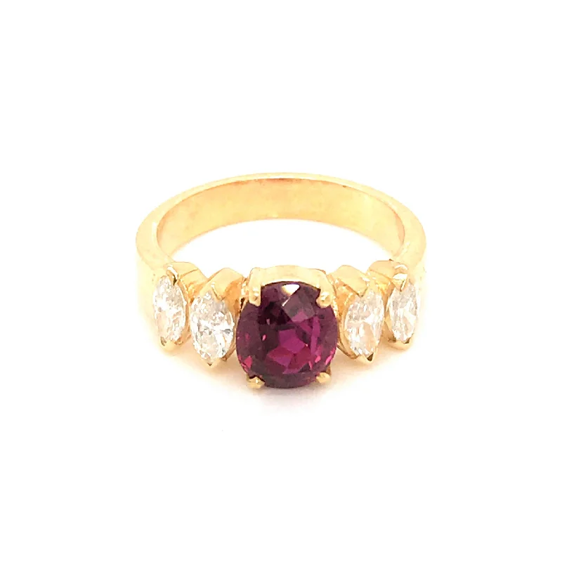 Fashion-Forward Jewelry At Incredible Prices Fashion Essentials Unique 18k Yellow Gold Oval Ruby and Marquise Diamond Ring Fashion-Forward Jewelry At Incredible Prices Fashion Essentials Unique 18k Yellow Gold Oval Ruby and Marquise Diamond Ring