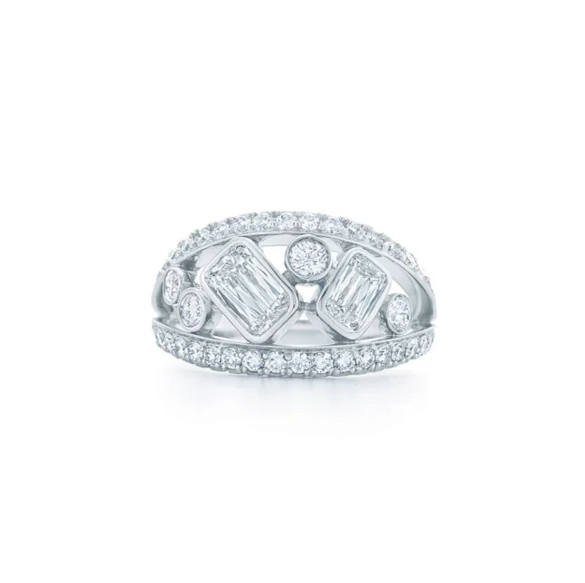 Breathtaking Jewelry, Breathtaking Prices Edgy Fashion Deals KWIAT ASHOKA Diamond Ring R-17971-0-DIA-18KW Breathtaking Jewelry, Breathtaking Prices Edgy Fashion Deals KWIAT ASHOKA Diamond Ring R-17971-0-DIA-18KW